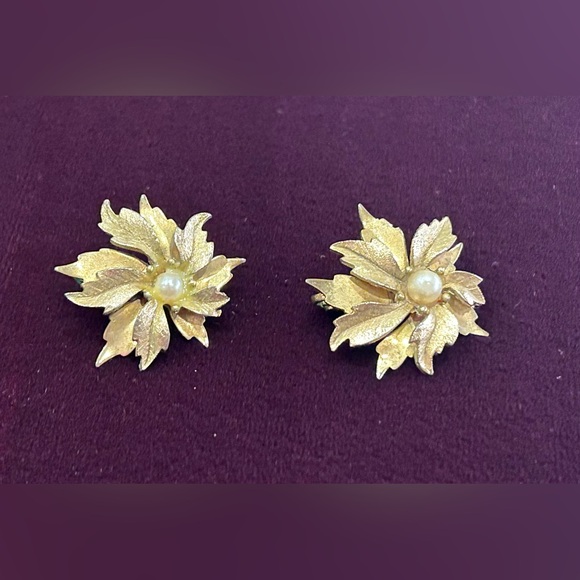 5 Pieces Of Vintage Earrings, All Signed - Picture 8 of 16